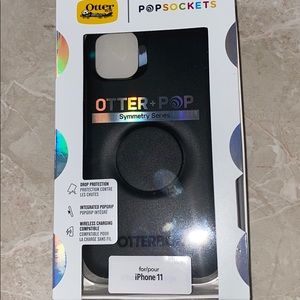 iPhone 11 symmetry black
